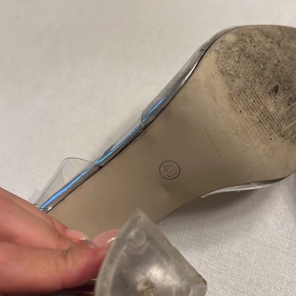 JOJO FOX CLEAR CRYSTAL HEELS - Picture 7 of 8